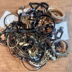 2lbs Wearable Mystery Jewelry Lot Black Brown Gold Neutral Tones Mixed Bundle